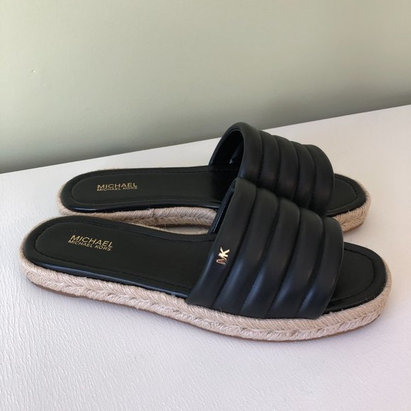 Michael Kors Royce Quilted Leather Slide Sandal - Picture 5 of 11